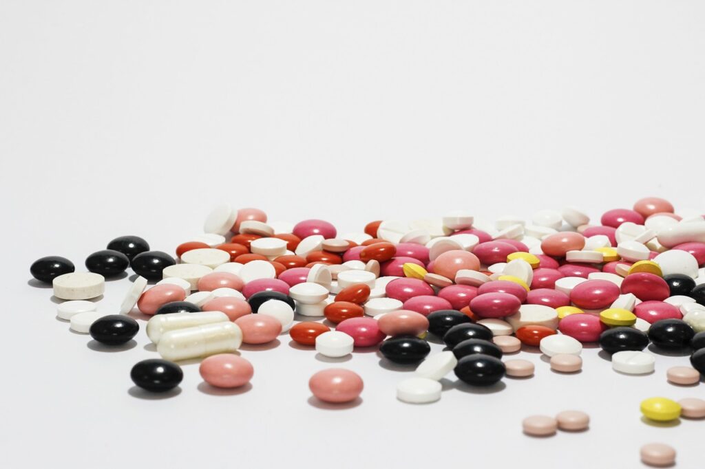 ニキビ跡に効果的な薬局で購入できる男性向け薬は？