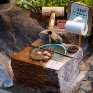 ニキビ跡に悩むメンズにおすすめの温泉の効果とは？
