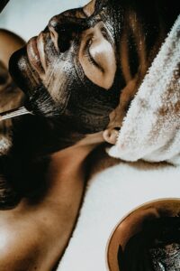 肌再生によるニキビ跡の効果的な治療法は？